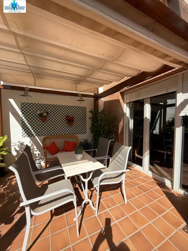 INMOHOUSE VENDE PAREADO — 20