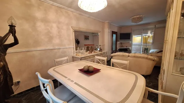 ¡¡ CASA DE DOS PLANTAS, COCHERA Y PATIO EN ALMODOVAR DEL RIO - foto 4