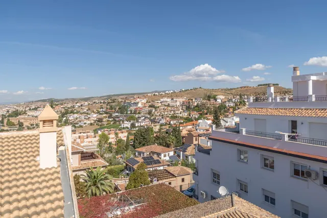 Venta de magnífico piso con amplia terraza - Monachil -- Granada — 16