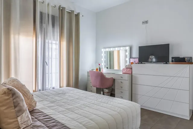ESPECTACULAR CHALET EN CHICLANA — 30