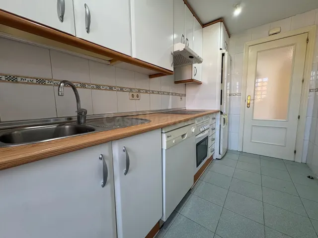 Ático dúplex · san pedro de alcántara · urbanización con piscina — 21