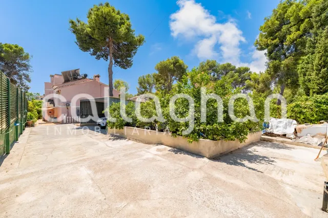 Exclusivo chalet independiente en La Cañada: Amplitud, confo - foto 3