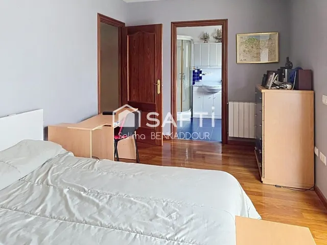 Estupendo chalet de 998 m2 de parcela y 620 m2 de vivienda. — 10
