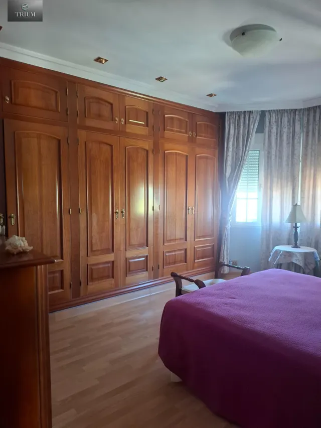 Fantástico chalet en villa argaz, junto al cc serrallo plaza — 46