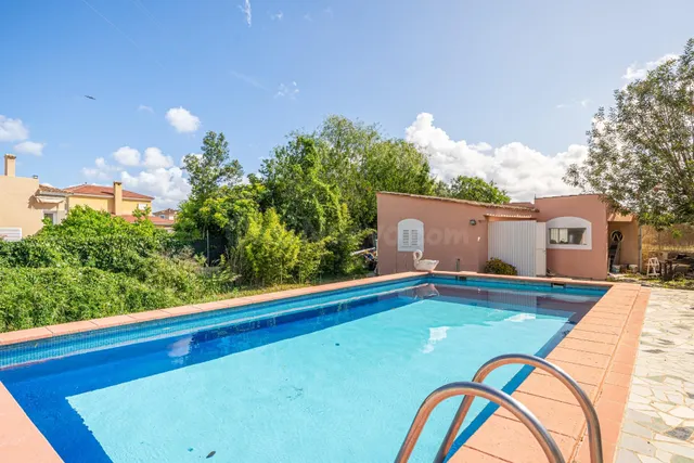 Finca rústica con gran terreno, dos viviendas y piscina en S - foto 3