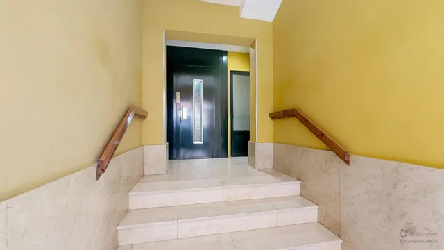 ¡Junto a Puerta del Carmen! Piso luminoso de 76 m2 con gran potencial para reformar — 30