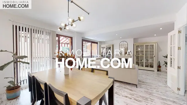 Espectacular adosado de 332 m2 con 5 dormitorios y gran Apartamento!! — 26