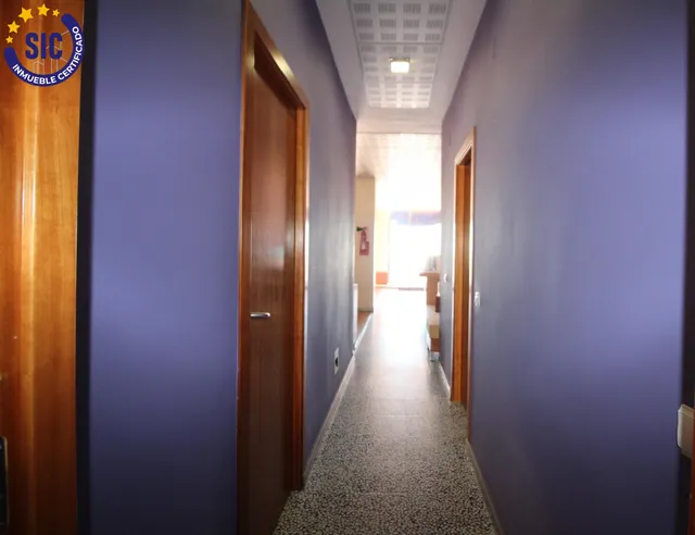 Local comercial actualmente oficina muy bonita en 1ª línea de la playa de Morro de Gos — 17