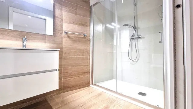 Piso de 2 habitaciones amueblado de alquiler en Reus — 5