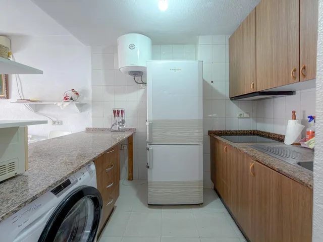 Apartamento de 2 habitaciones  con espaciosa terraza junto a todos los servicios — 15
