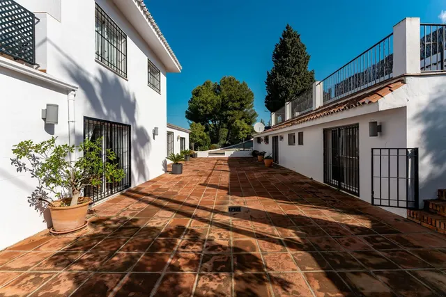 Finca rústica 9 habitaciones 588m² en venta - Costa del Sol — 42