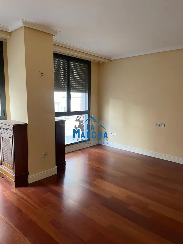 INMOBILIARIA LA MANCHA VENDE PISO EN PLENO ALTOZANO. - foto 4