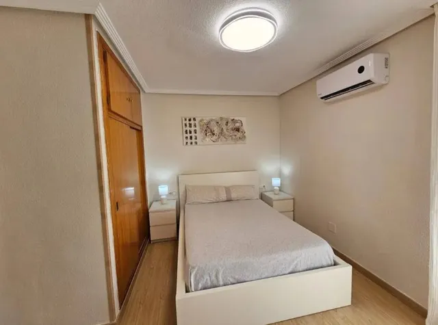 Bonito PISO en Juan XXIII ( Calle Alfaz del pi) Alicante — 16