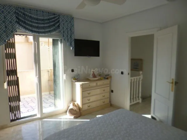 Villa 3 habitaciones 95m² en venta - La Zenia - foto 5