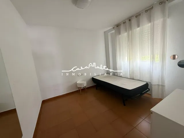 PISO ALQUILER LUMINOSO CON PISCINA COMUNITARIA — 13