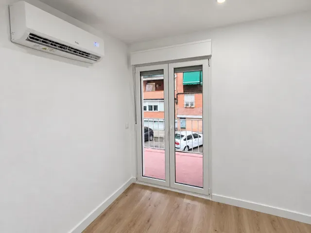 Excepcional piso reformado con terraza y orientación este — 8