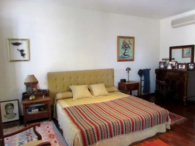 CASA DE LUJO EN PLENO CENTRO DE CÓRDOBA CAPITAL — 26