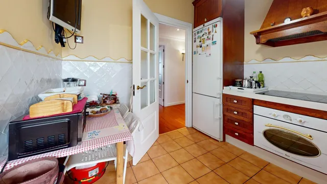 Magnifica vivienda de 4 dormitorios, convertida en 3 dormitorios, con dos baños, vestidor y terraza — 32