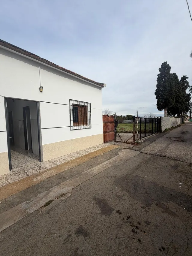 CASA CON TERRENO CON CAPACIDAD EDIFICABLE DE 500M2, SOBRE PA - foto 2