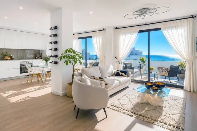 Ático Dúplex 2 habitaciones 186m² en venta - Costa Del Sol — 2