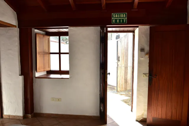 PRECIOSA CASA CANARIA EN BUENAVISTA DEL NORTE — 42
