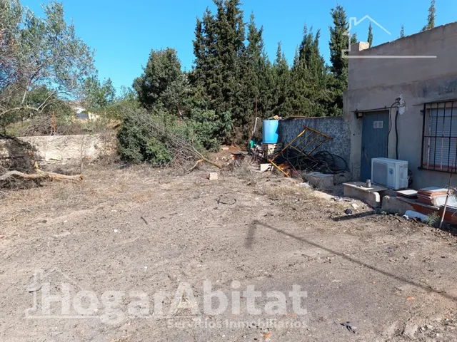 OPORTUNIDAD DE PROPIEDAD RUSTICA CON TERRENO Y PISCINA - foto 5
