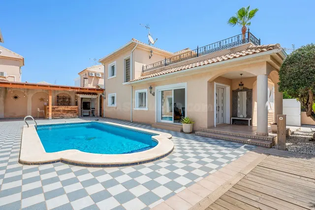 Villa 7 habitaciones 300m² en venta - Torre de la Horadada