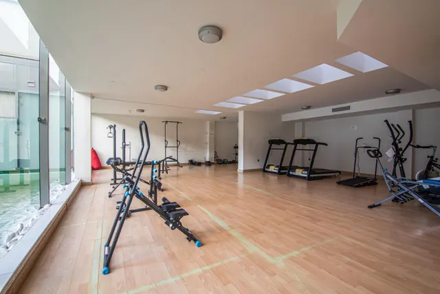 TERRAZA DE 50M, PISCINA, PLAZA DE GARAJE, TRASTERO, PISTA DE PADEL... — 10