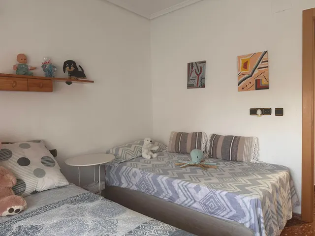 Luminoso piso de 3 habitaciones en Aldaia. — 22