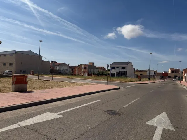 Terreno urbano en venta - Castilla la mancha - foto 2