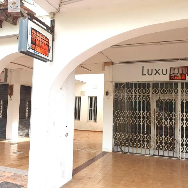 LOCAL COMERCIAL DE 94 M2 EN SANTA PONSA - COSTA LA CALMA - foto 2