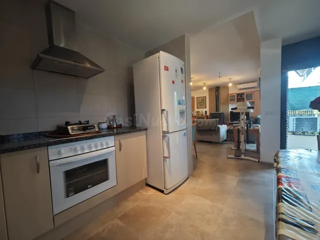 En venta – Casa soleada en La Creu de Lloret - foto 4