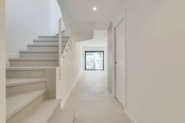 Nueva promoción exclusiva de 6 viviendas con plazas de aparc - foto 5