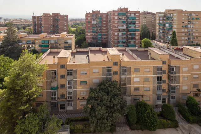 Precioso piso en Luz Casanova de Granada — 34