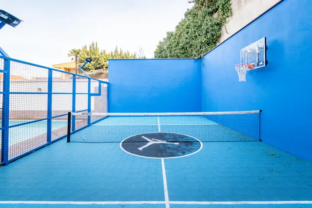 ¡Descubre el hogar de tus sueños en este espectacular chalet independiente! — 26