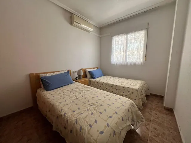 APARTAMENTO DE 2 habitaciones, TODO EXTERIOR, RODEADO DE TODOS LOS SERVICIOS — 22