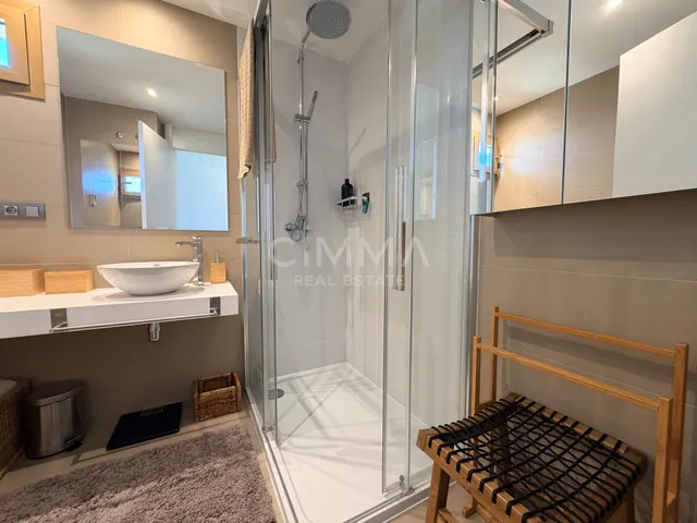 Exclusivo Piso Seminuevo en Playa de Poniente, Benidorm — 23