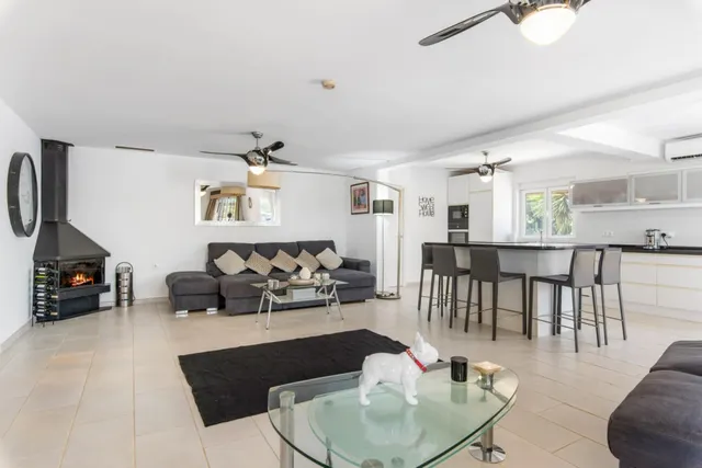 BONITA FINCA RUSTICA EN CATRAL:4 HAB, 4 BAÑOS — 21