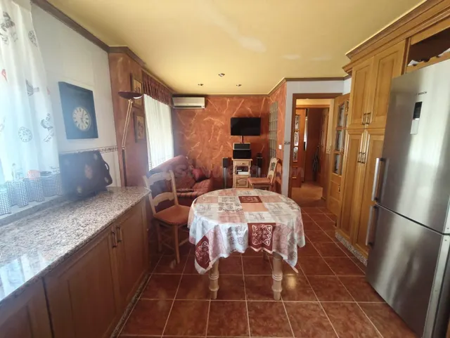 Piso en Petrer zona chimeneas de vpo — 4