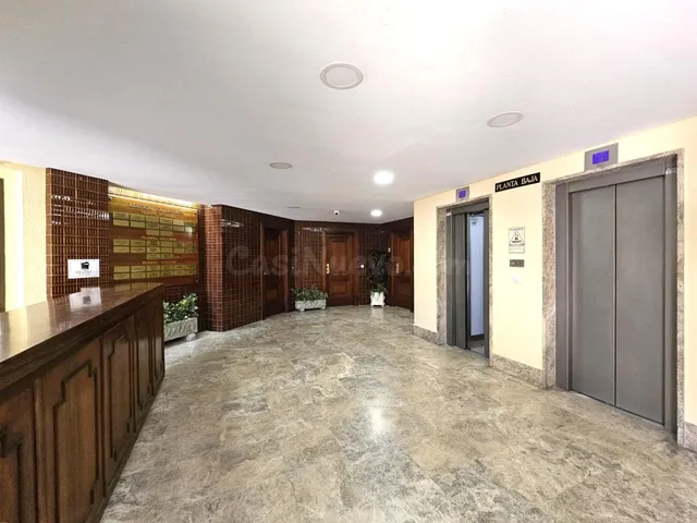 Oficina en el centro de Jerez con más de 80 m2, equipada y l - foto 5