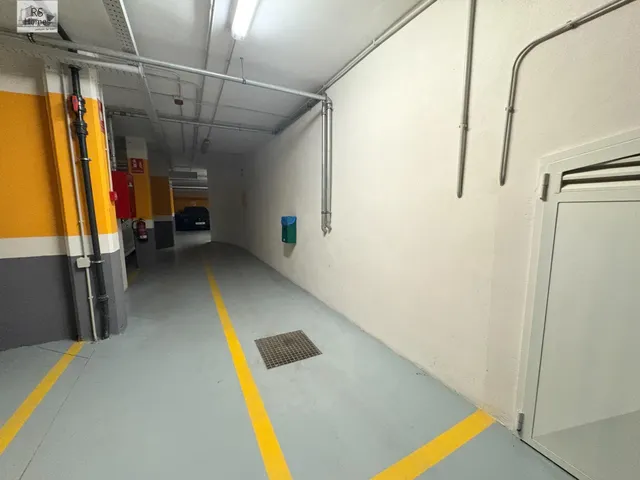 Plaza de moto en L' Eliana — 10