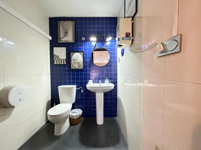Local comercial 150m² en venta - torrevieja — 30