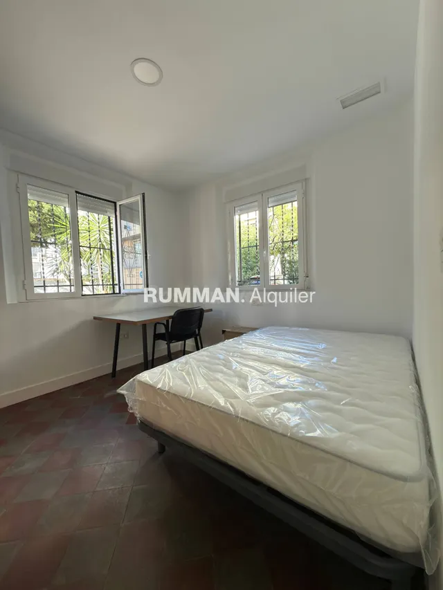 APARTAMENTO DE CUATRO DORMITORIOS — 2
