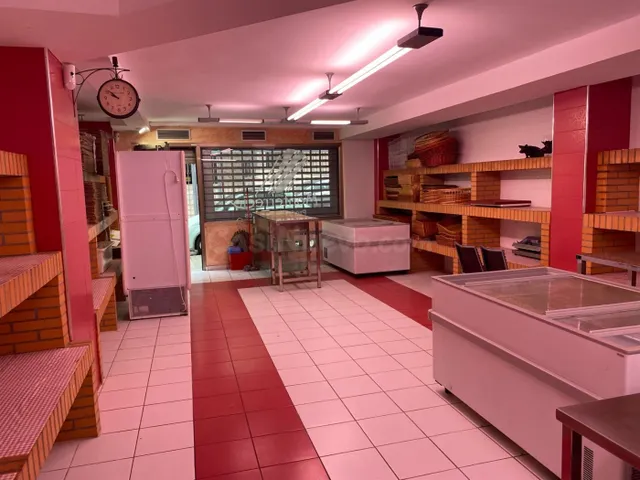 Local comercial 65m² en alquiler - Prosperidad - foto 4