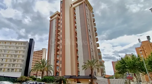 ¡ENCANTADOR APARTAMENTO CERCA DE PLAYA DE LEVANTE CON PISCIN