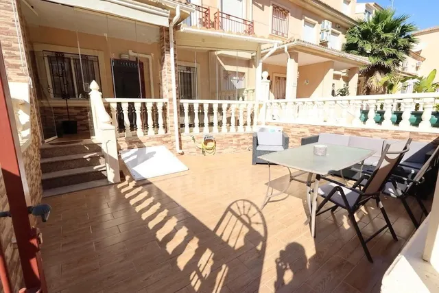 Dúplex 3 habitaciones 86m² en venta - La Zenia - foto 2