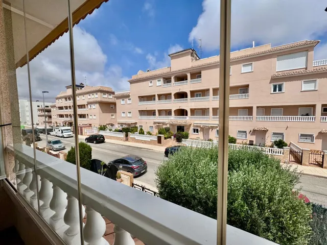"Tu Duplex Ideal en Zona Residencial: 3 Dormitorios y 2 Baño - foto 5
