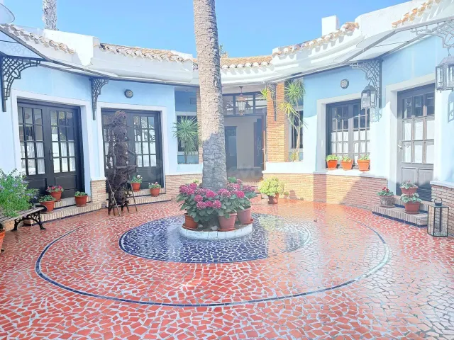 Casa - Galeria con jardin en Campoamor - foto 5
