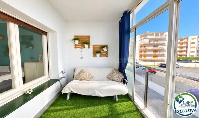Estudio con terraza acristalada en Santa Margarita, a pocos  - foto 4