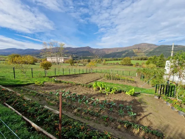 TERRENO URBANO EN VALLE DE MENA - foto 2